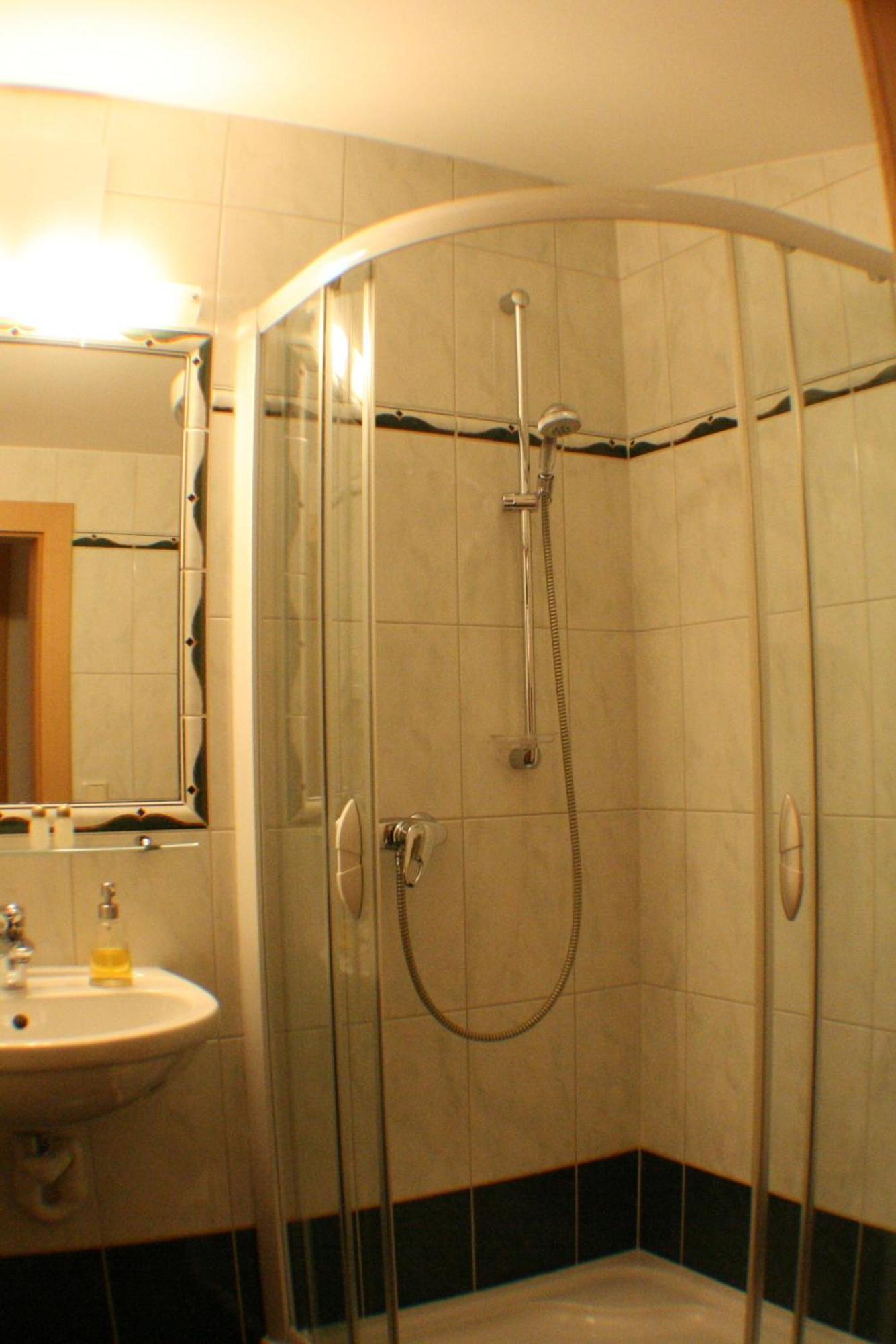 Hotel Garni Laerchenhof เลคอัมอาร์ลแบร์ก ภายนอก รูปภาพ