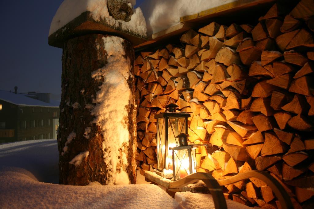Hotel Garni Laerchenhof เลคอัมอาร์ลแบร์ก ภายนอก รูปภาพ
