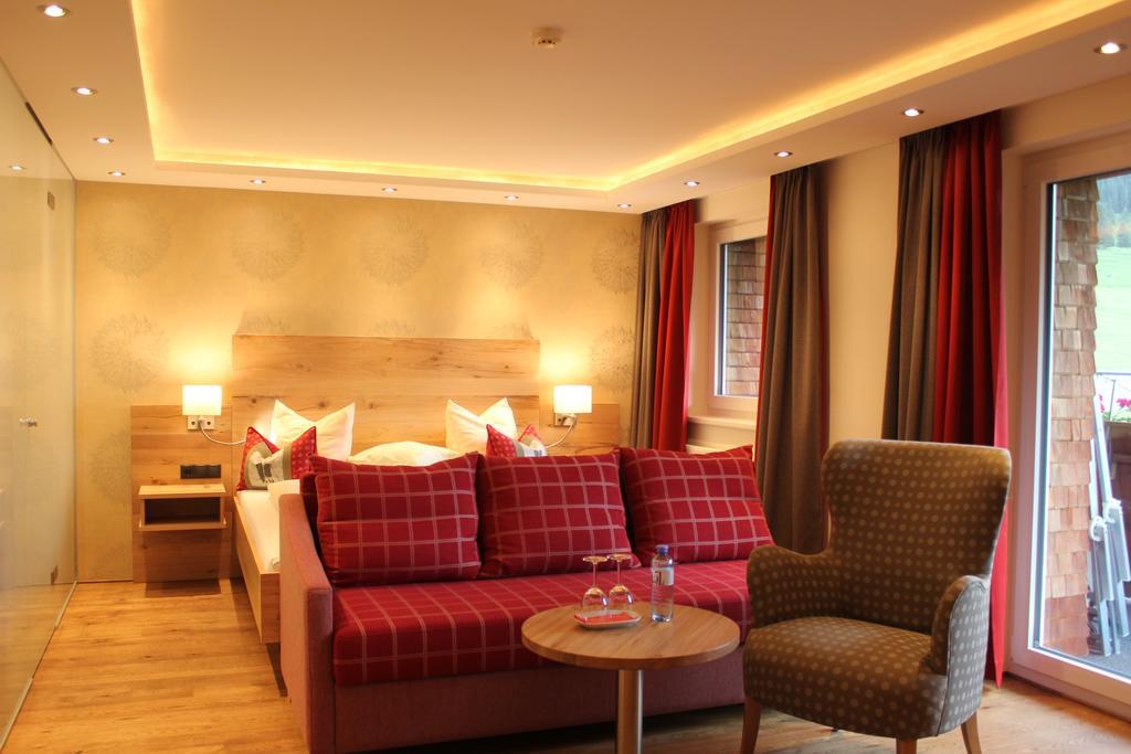 Hotel Garni Laerchenhof เลคอัมอาร์ลแบร์ก ห้อง รูปภาพ