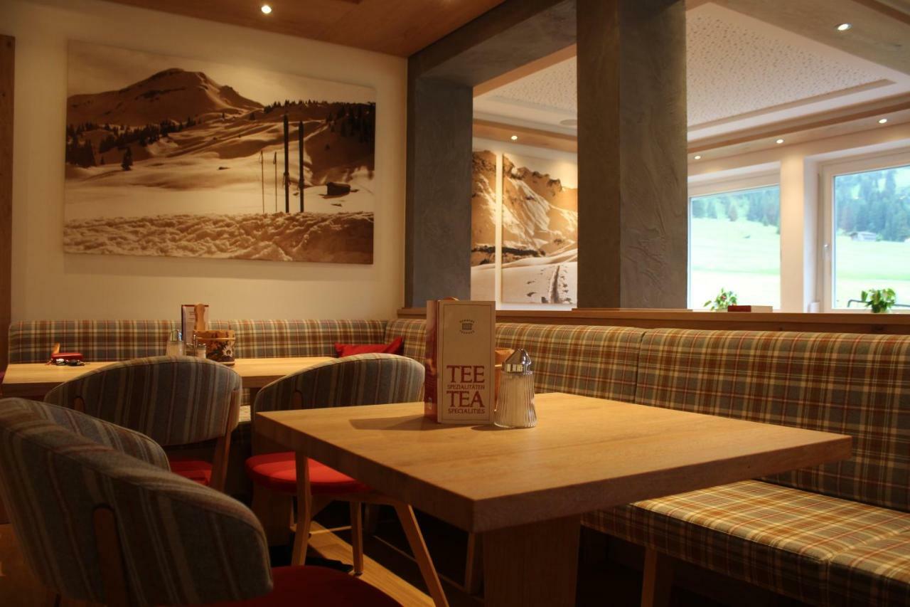 Hotel Garni Laerchenhof เลคอัมอาร์ลแบร์ก ภายนอก รูปภาพ